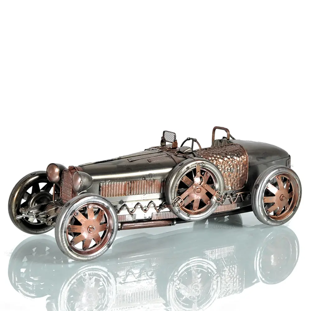 Old Modern Handicrafts - 1924 Bugatti Type 35