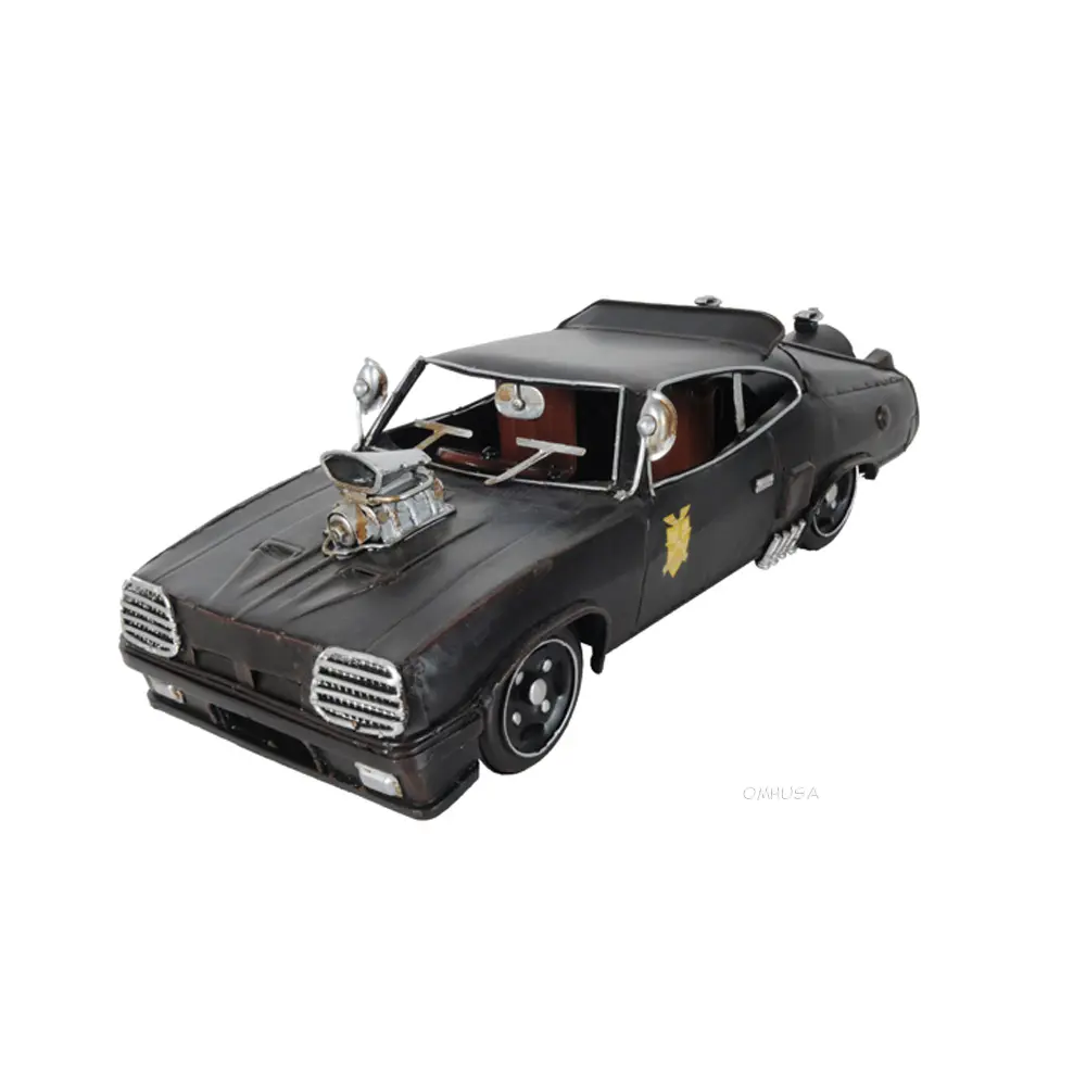 Old Modern Handicrafts - 1973 Mad Max V8 Interceptor Scale Model
