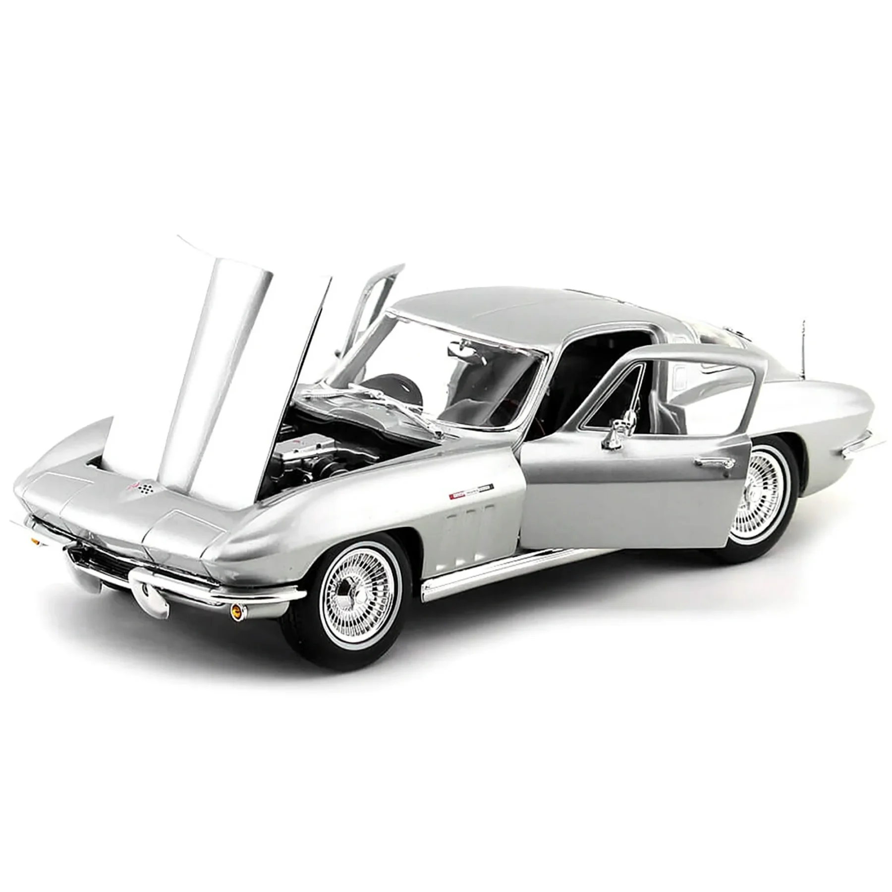 1965 Chevrolet Corvette Silver "Special Edition" 1/18 Diecast Model Car by Maisto