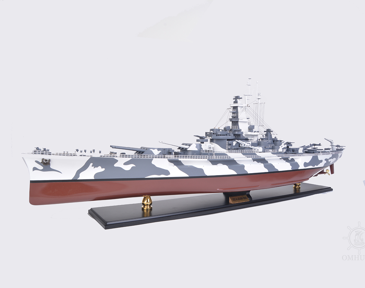 Old Modern Handicrafts - B408, Uss Alabama Bb-60, 42.5 X 7 X 15.75 Inches - Multicolored